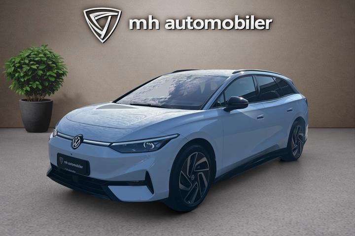 Hvid VW ID.7 fra 2026 set udefra