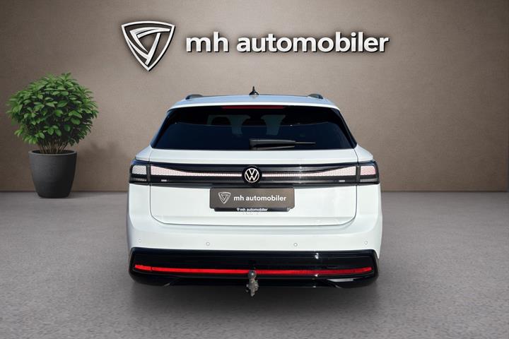 Hvid VW ID.7 fra 2026