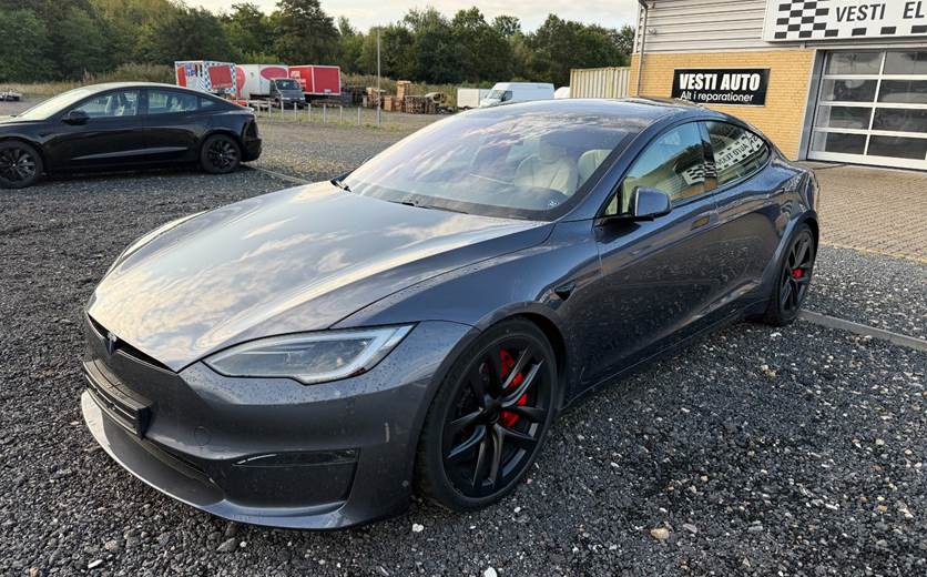 Tesla Model S Plaid Performance AWD