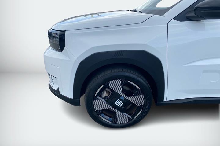 Hvid Fiat Grande Panda fra 2025
