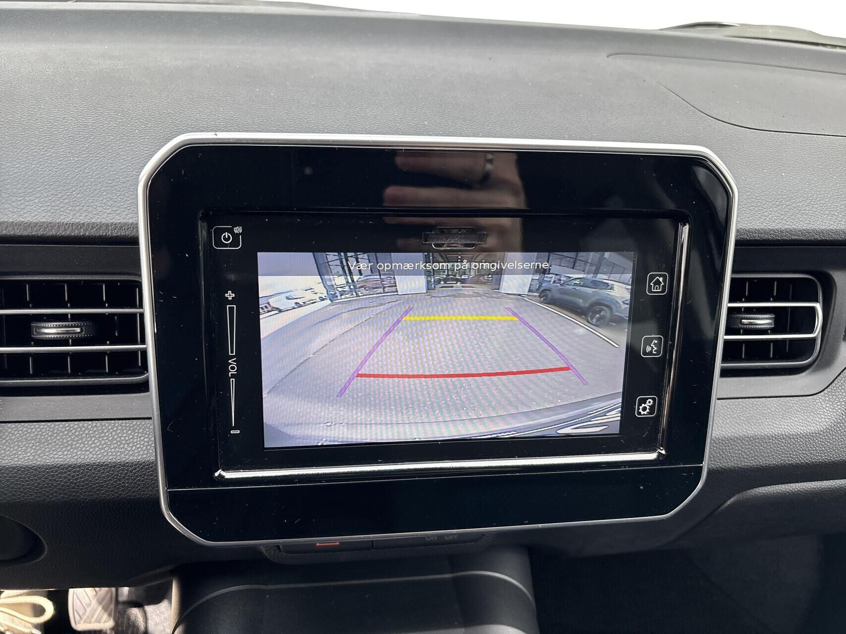 Grå Suzuki Ignis fra 2025