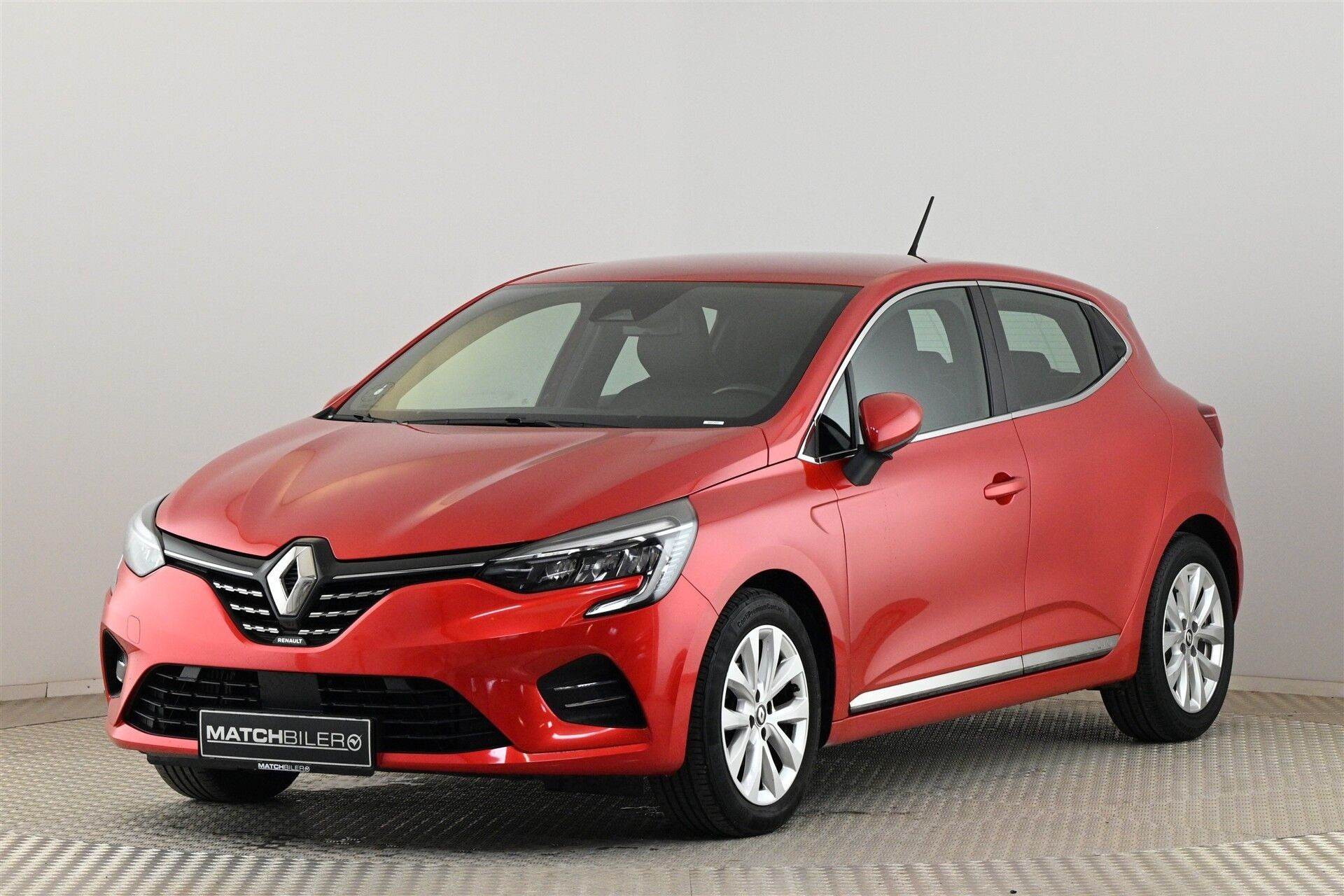Rød Renault Clio fra 2022