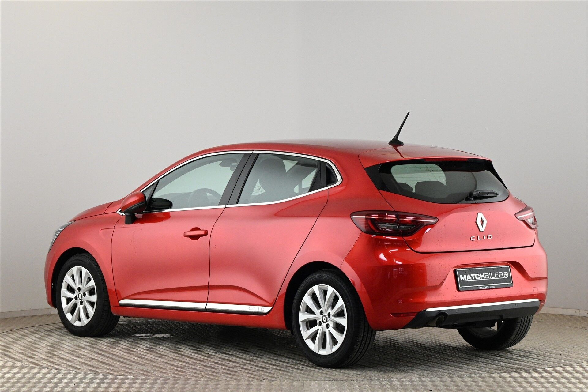 Rød Renault Clio fra 2022
