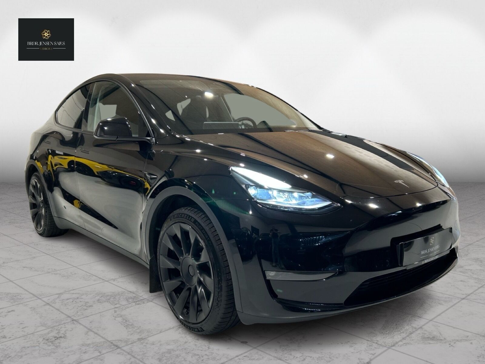 Tesla Model Y EL Long Range AWD 514HK 5d Aut.