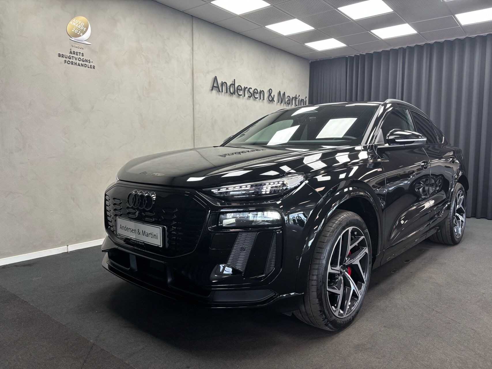 Sort Audi Q6 fra 2026