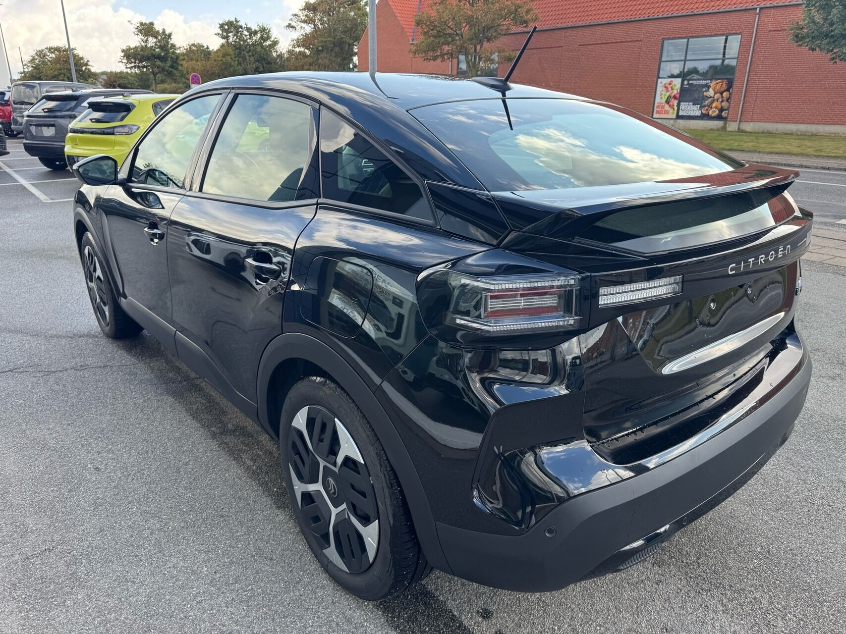 Sort Citroën ë-C4 fra 2025