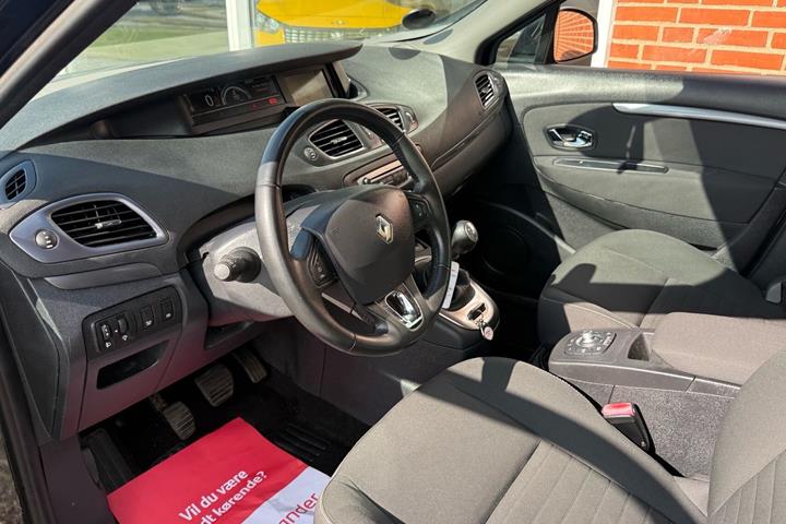 Sort Renault Grand Scénic fra 2015