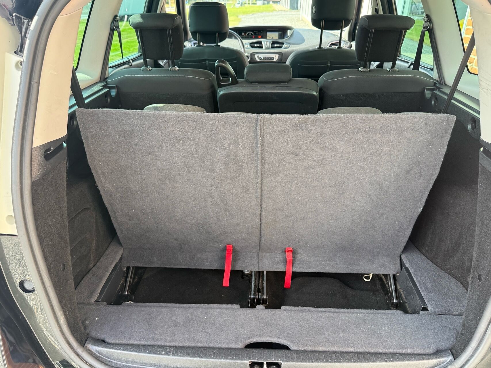 Sort Renault Grand Scénic fra 2015