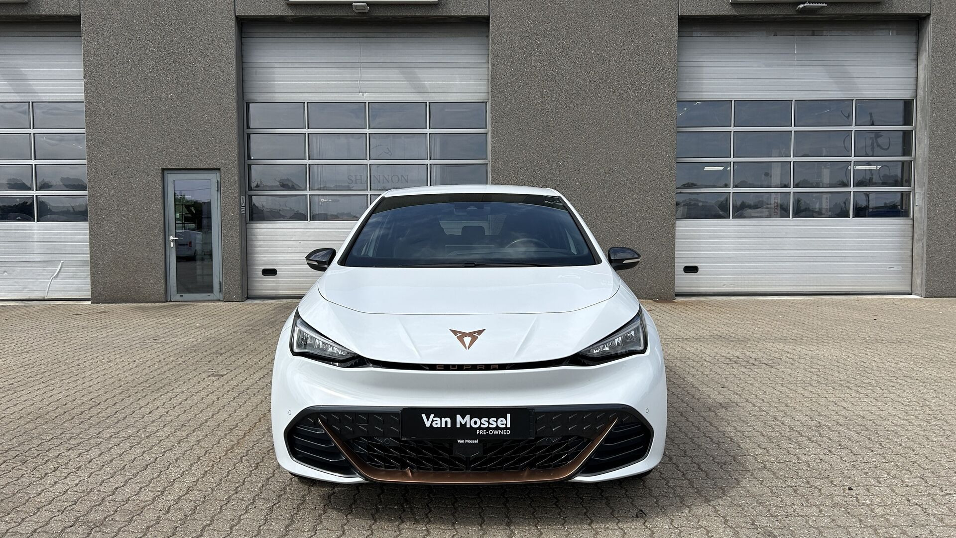 Hvid Cupra Born fra 2023