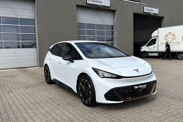 Hvid Cupra Born fra 2023