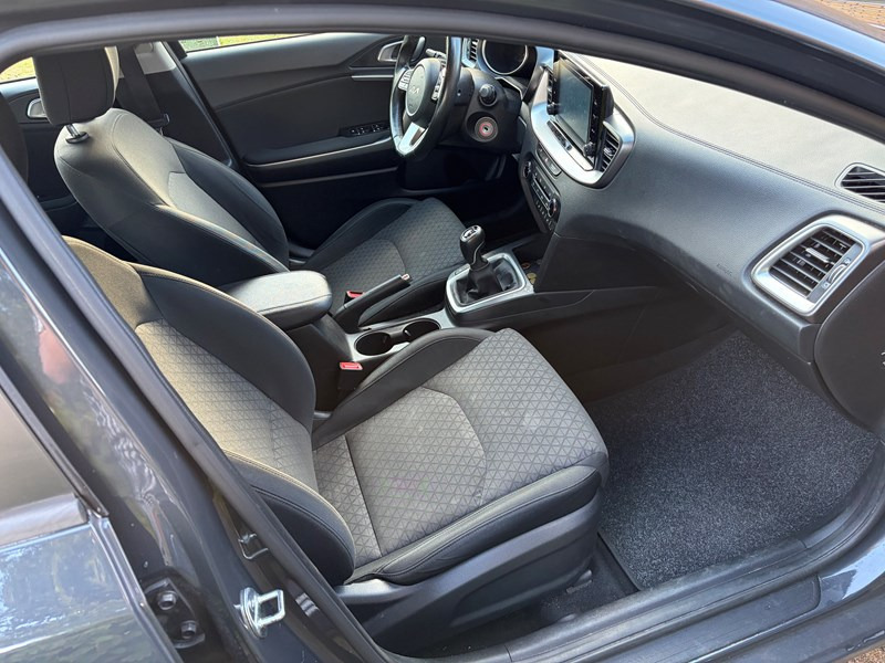 undefined Kia Ceed fra 2022