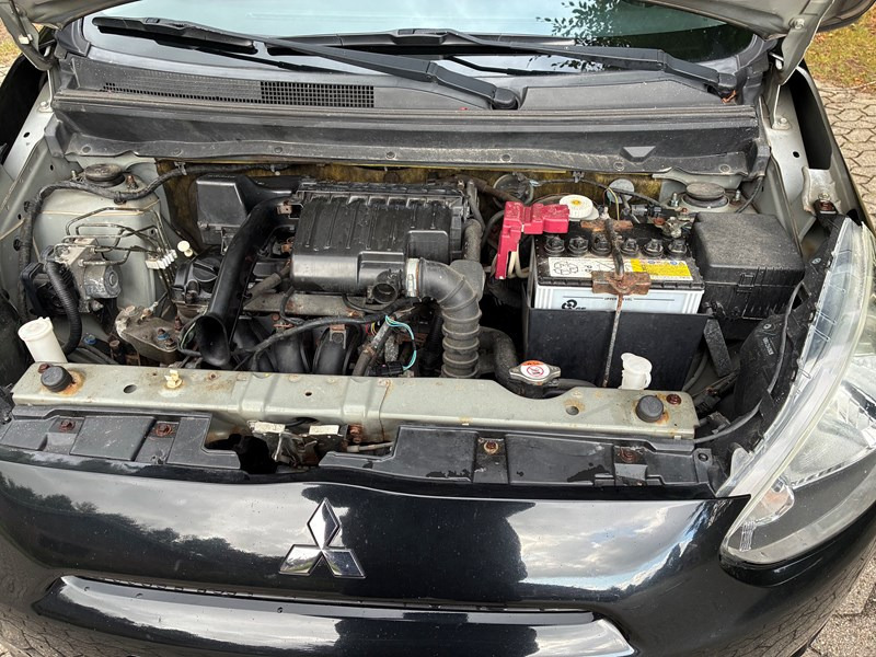 undefined Mitsubishi Space Star fra 2015