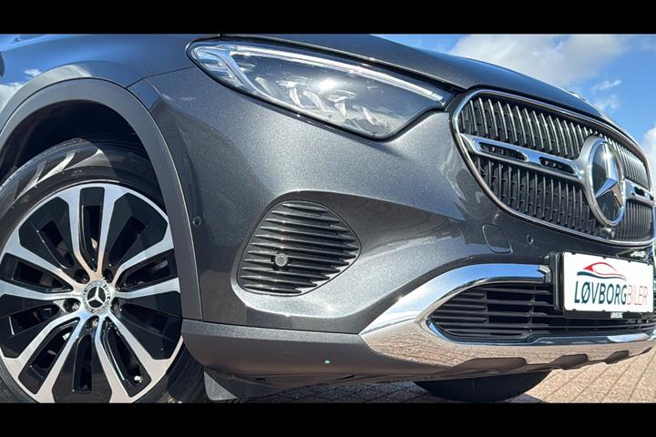 Sort Mercedes GLC220 d fra 2022