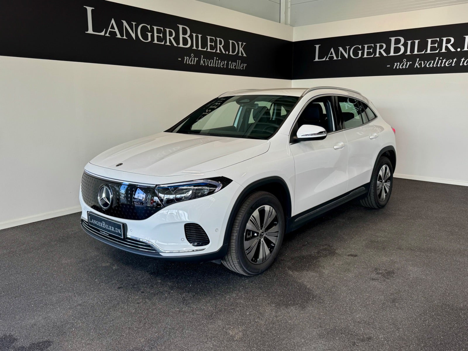 Mercedes EQA300 Progressive 4Matic
