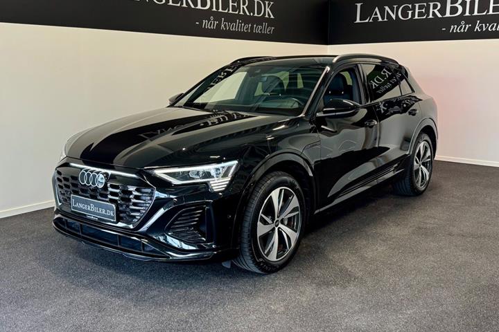 Sort Audi Q8 e-tron fra 2024