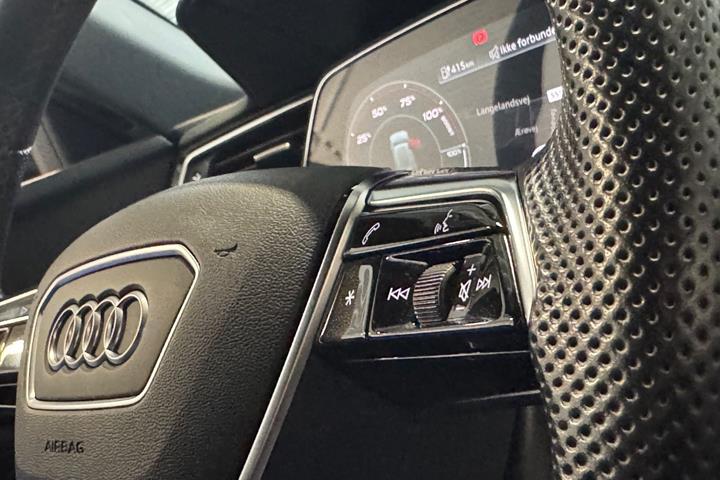 Sort Audi Q8 e-tron fra 2024