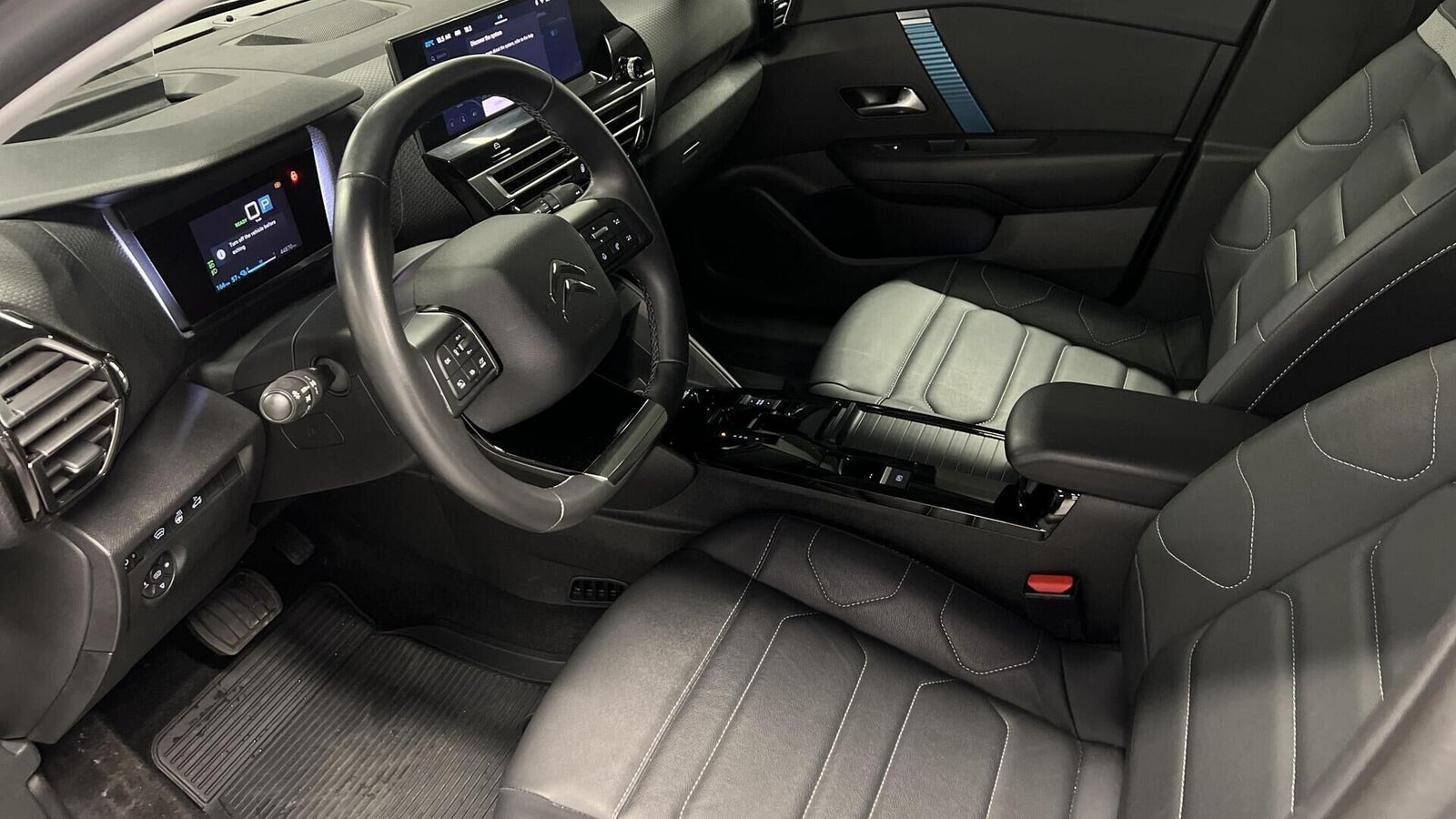 Sort Citroën ë-C4 X fra 2023
