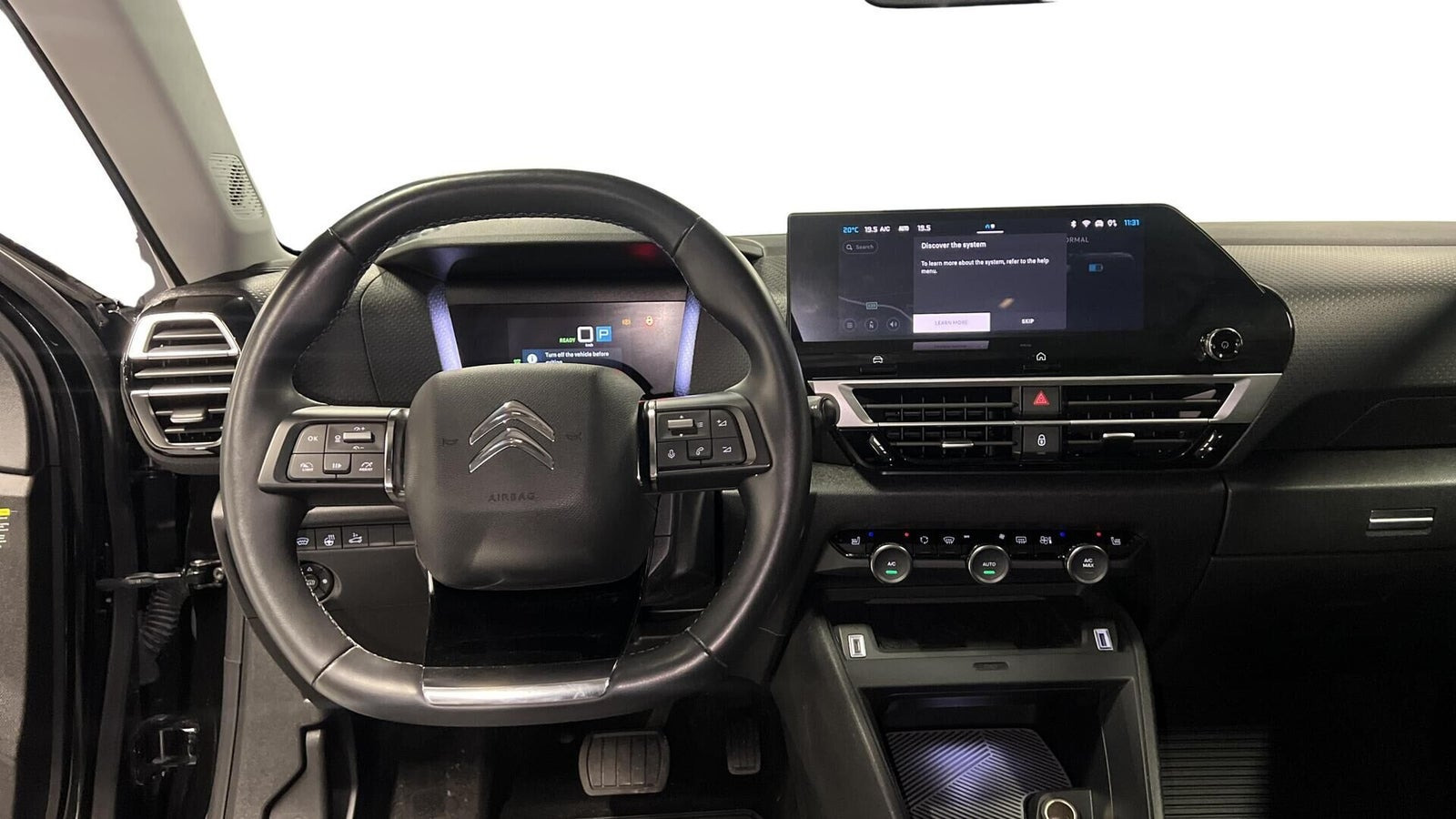 Sort Citroën ë-C4 X fra 2023