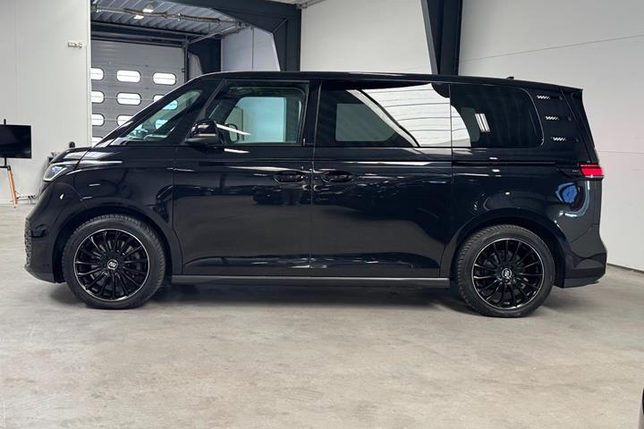 Sort VW ID.Buzz fra 2023