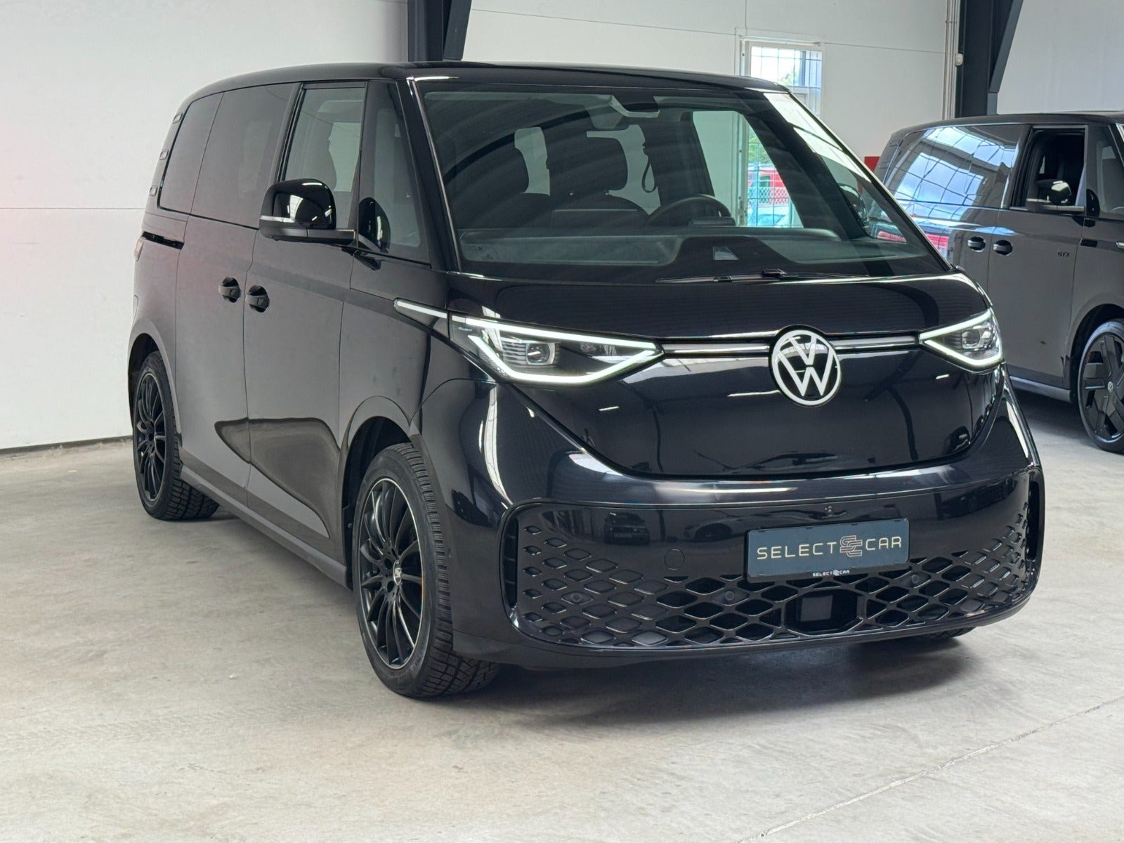 Sort VW ID.Buzz fra 2023