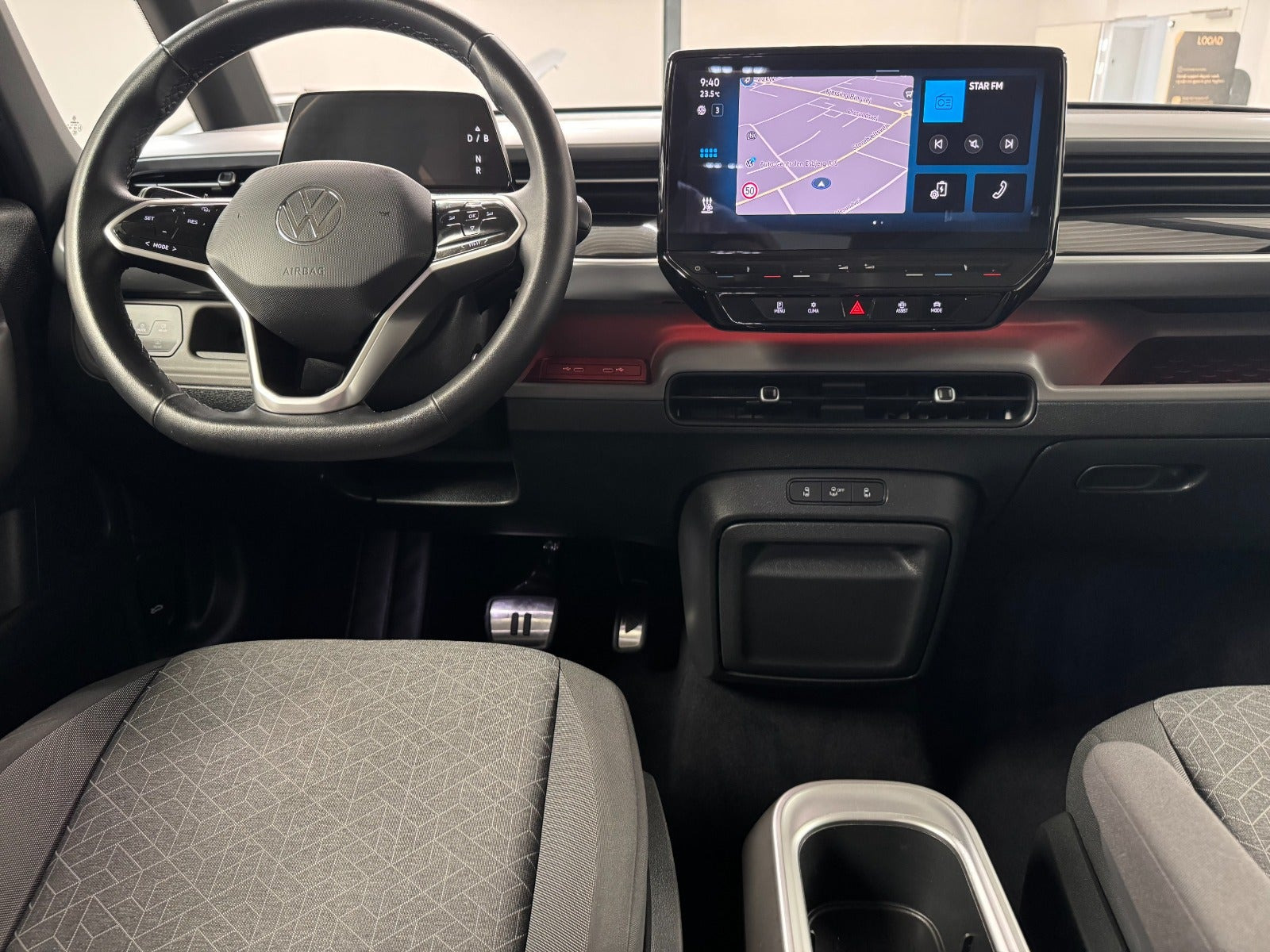 Sort VW ID.Buzz fra 2023