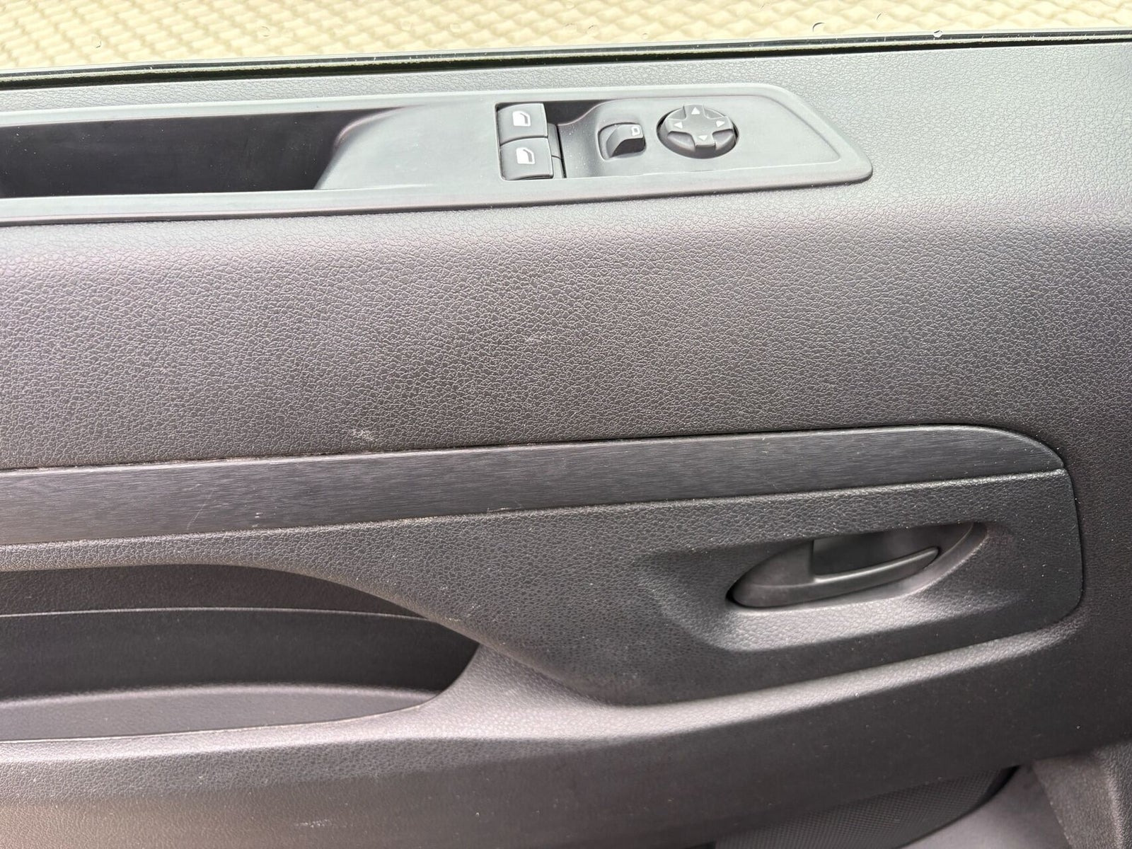 Grå Toyota ProAce fra 2023