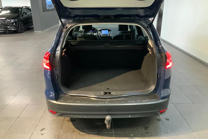 Blå Ford Focus fra 2016