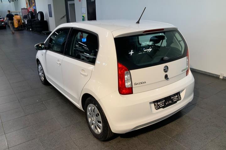 Hvid Skoda Citigo fra 2015