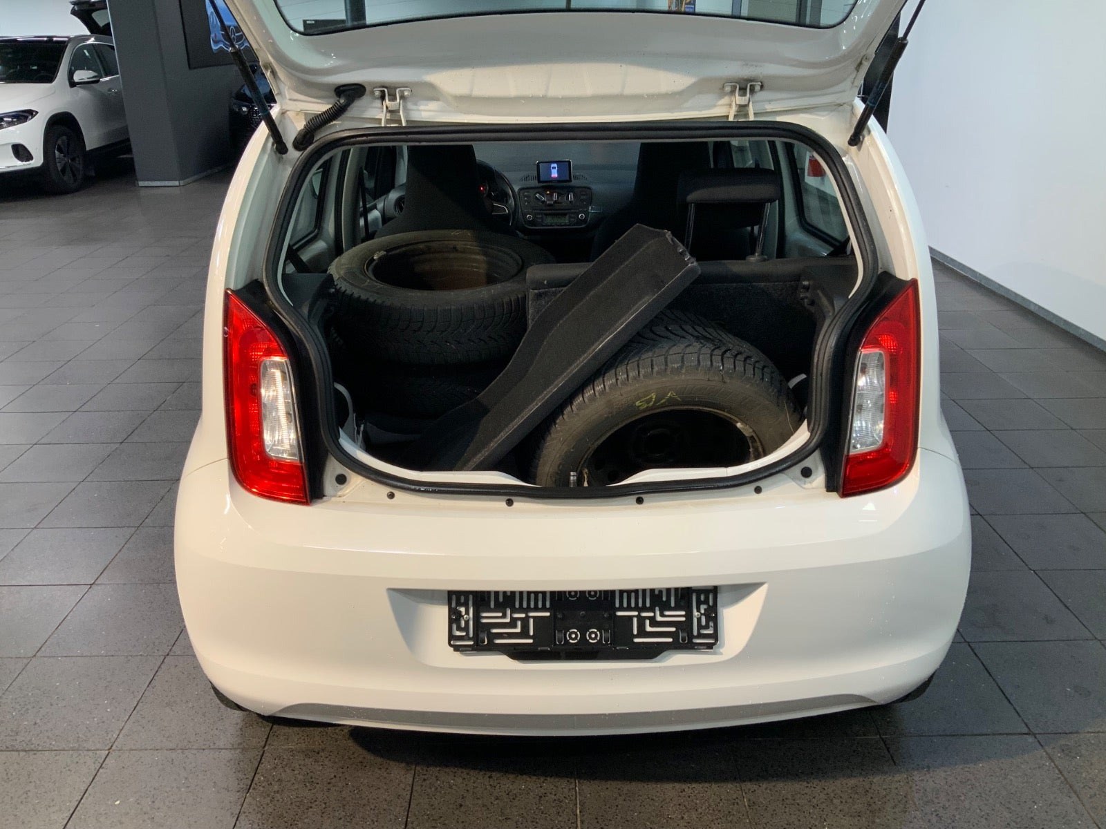 Hvid Skoda Citigo fra 2015