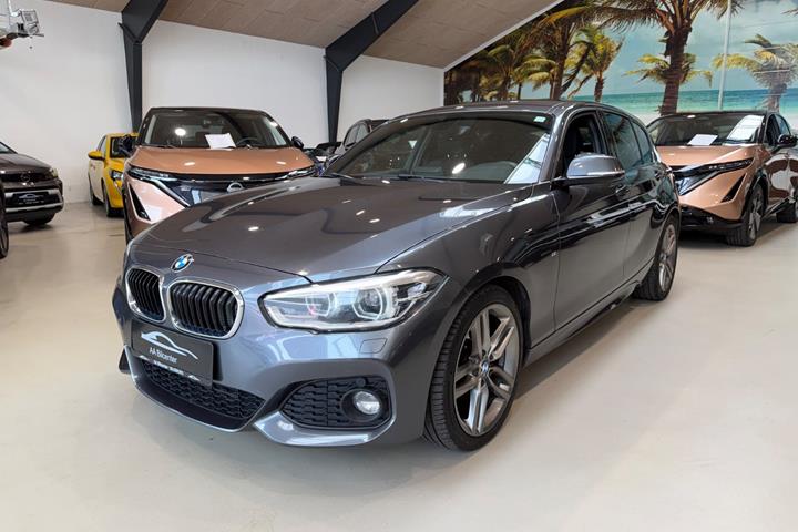 Sort BMW 118d fra 2019
