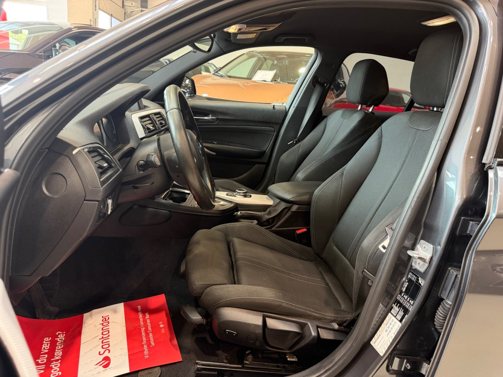 Sort BMW 118d fra 2019