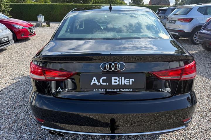 Sort Audi A3 fra 2018