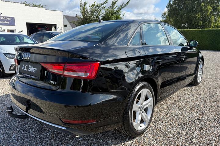 Sort Audi A3 fra 2018