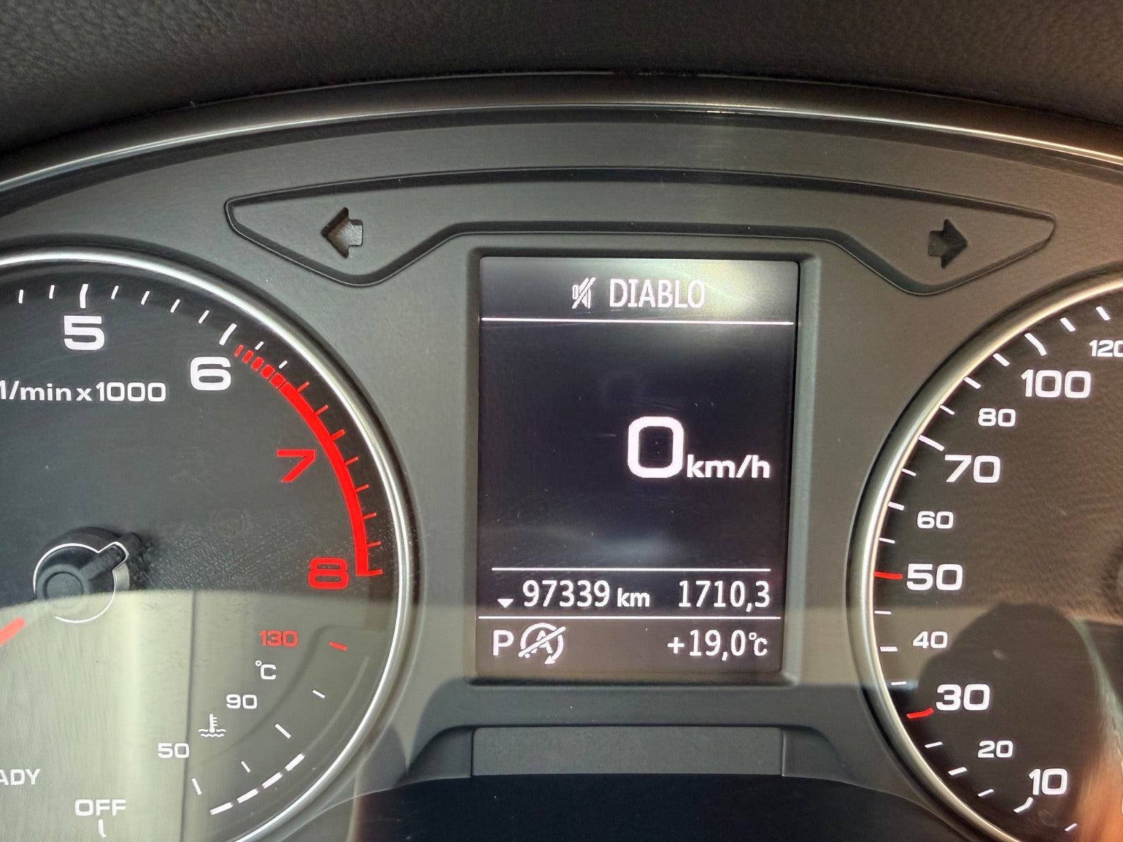 Sort Audi A3 fra 2018