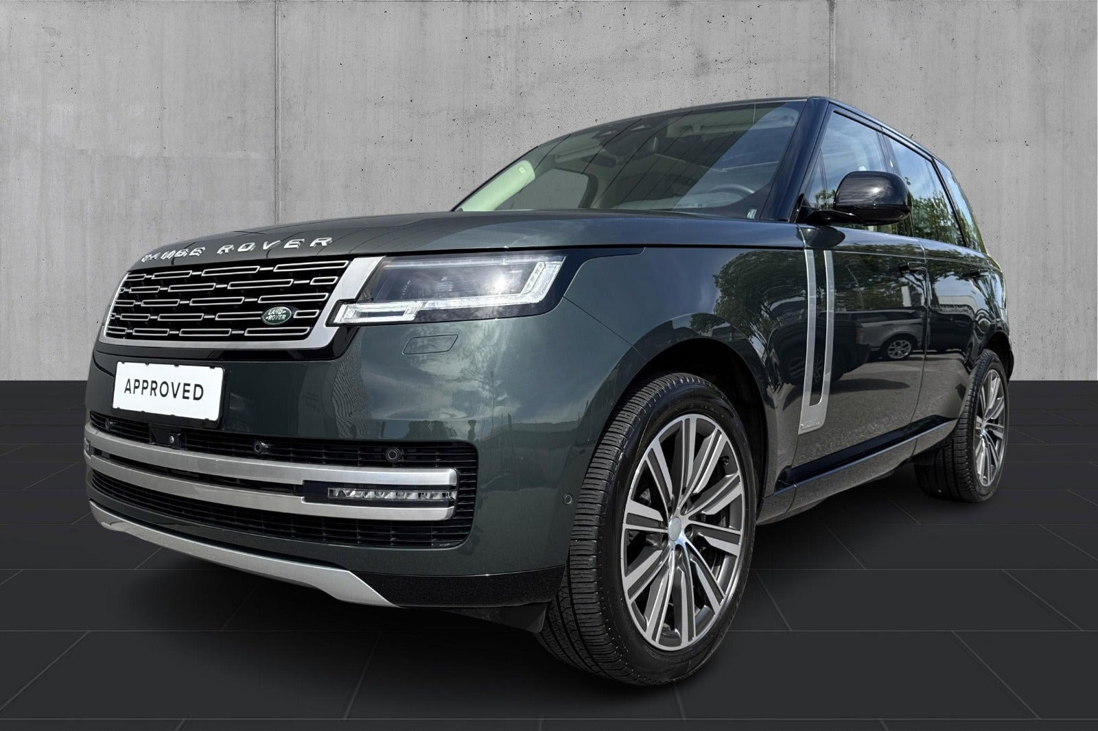 Grøn Land Rover Range Rover fra 2024