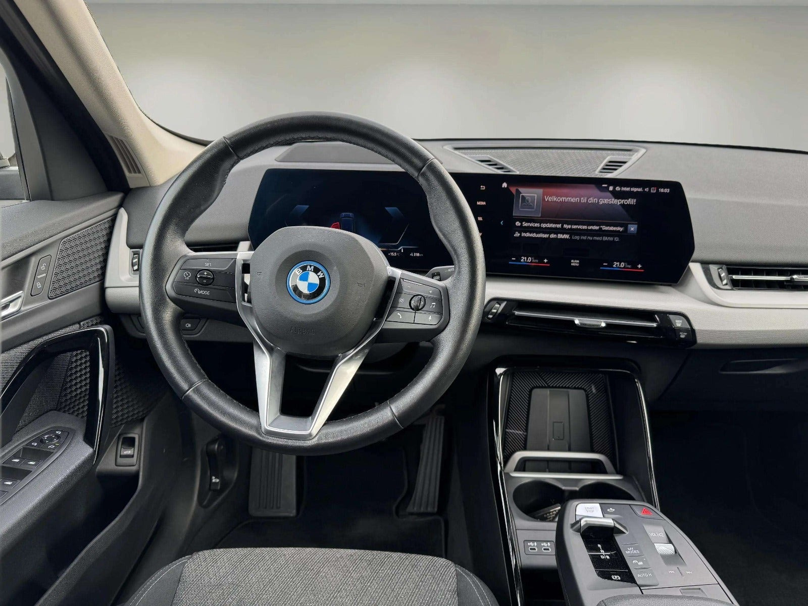 Sort BMW iX1 fra 2023