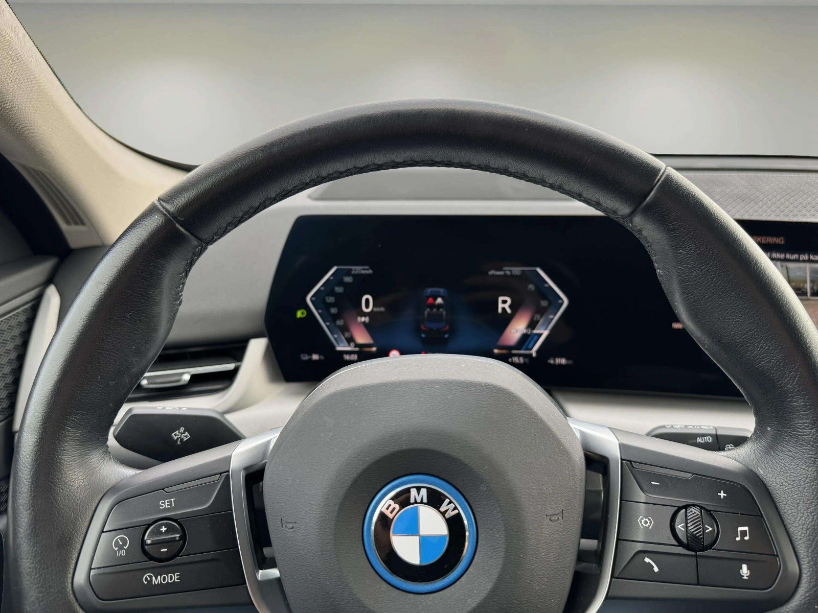 Sort BMW iX1 fra 2023
