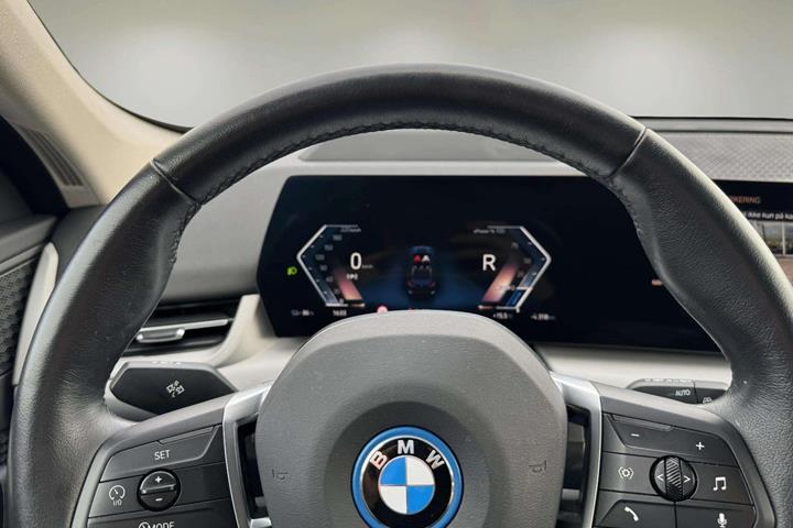 Sort BMW iX1 fra 2023