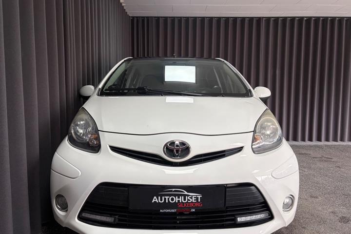 undefined Toyota Aygo fra 2012