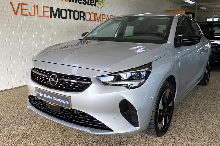 Sølv Opel Corsa-e fra 2023