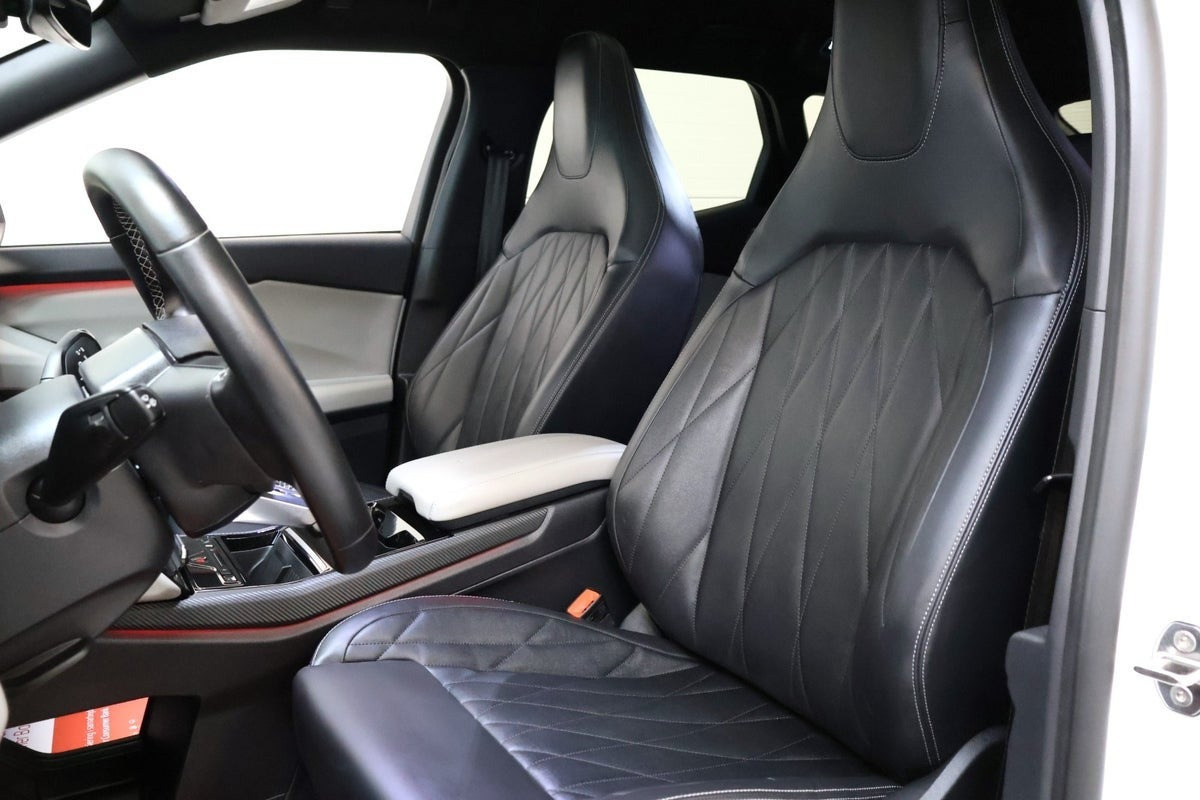 Hvid Ford Capri fra 2025
