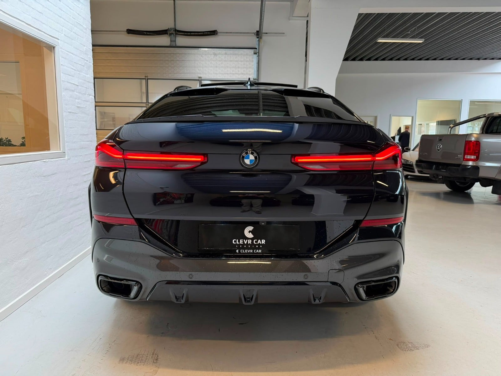 Sort BMW X6 fra 2022
