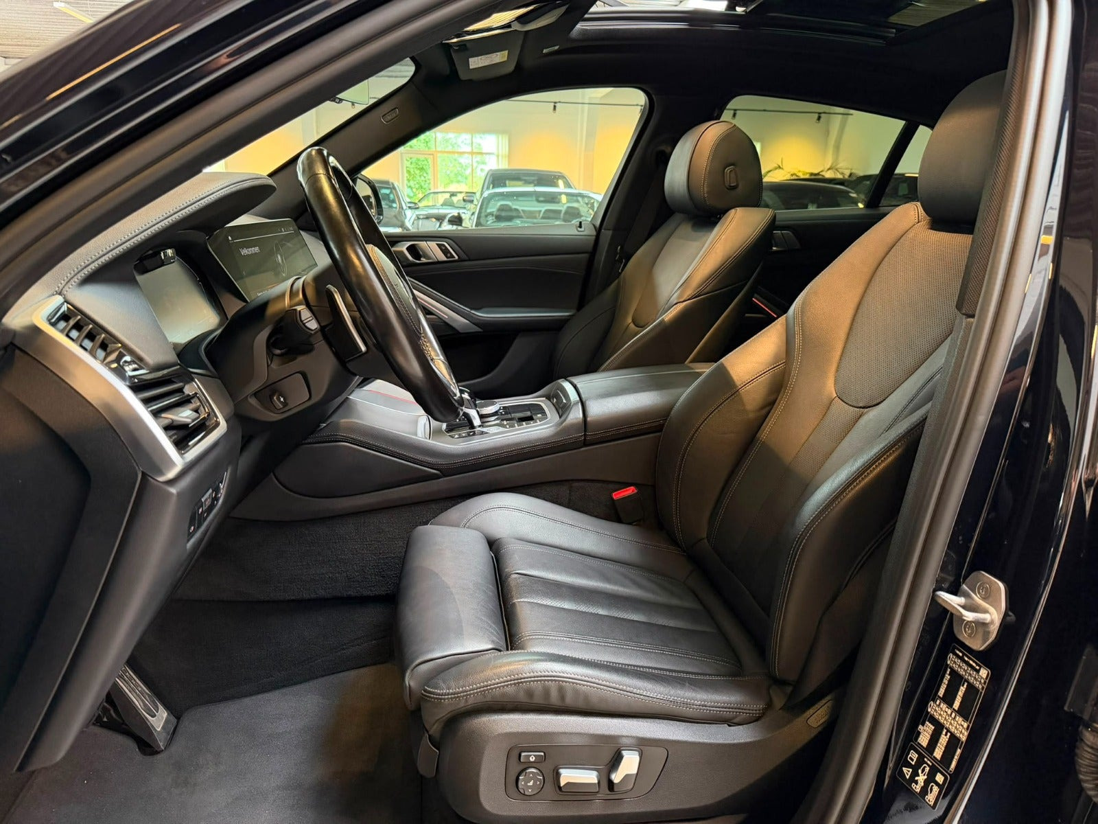 Sort BMW X6 fra 2022