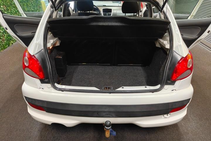 undefined Peugeot 206+ fra 2011