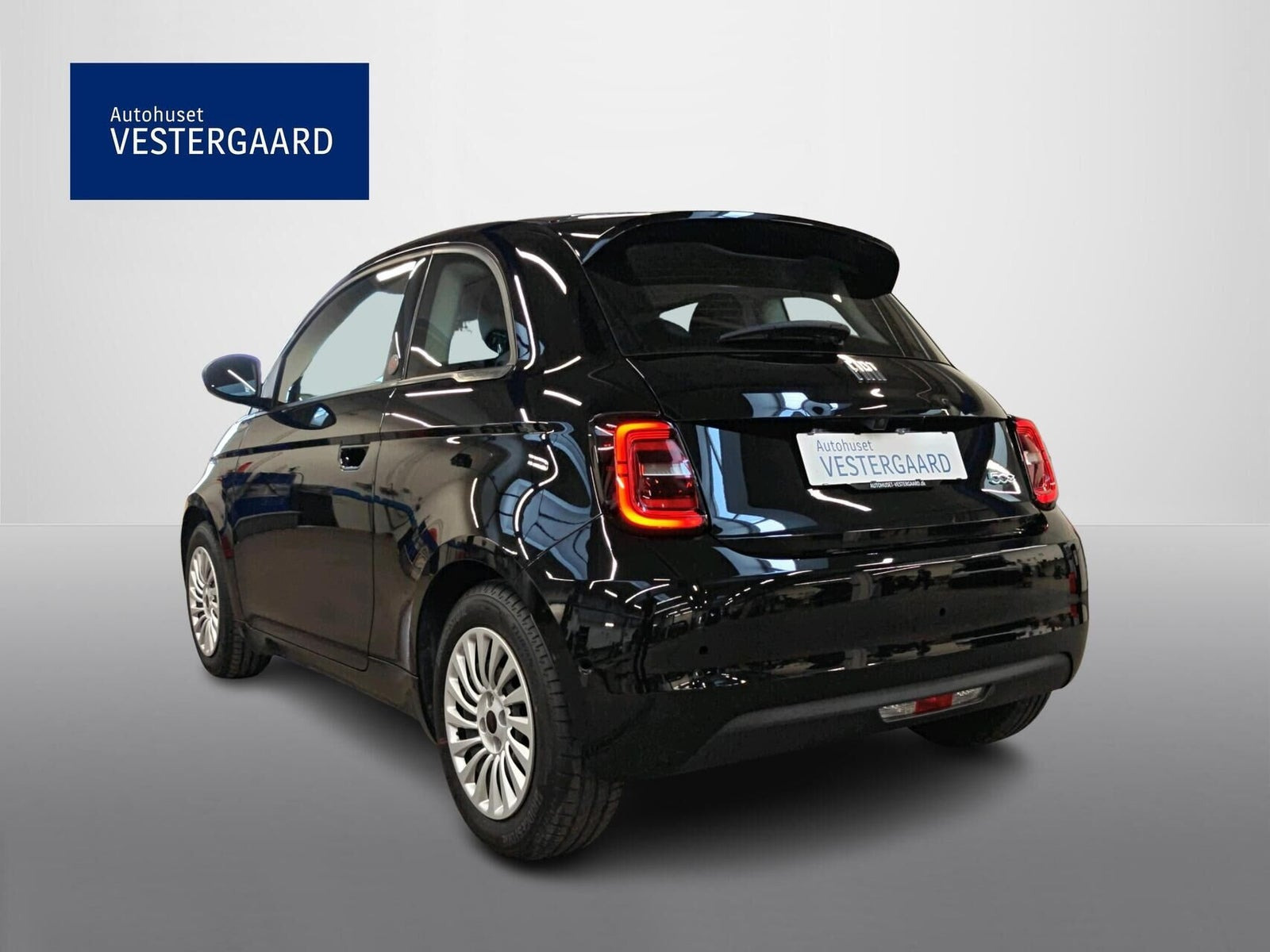 Sort Fiat 500e fra 2025