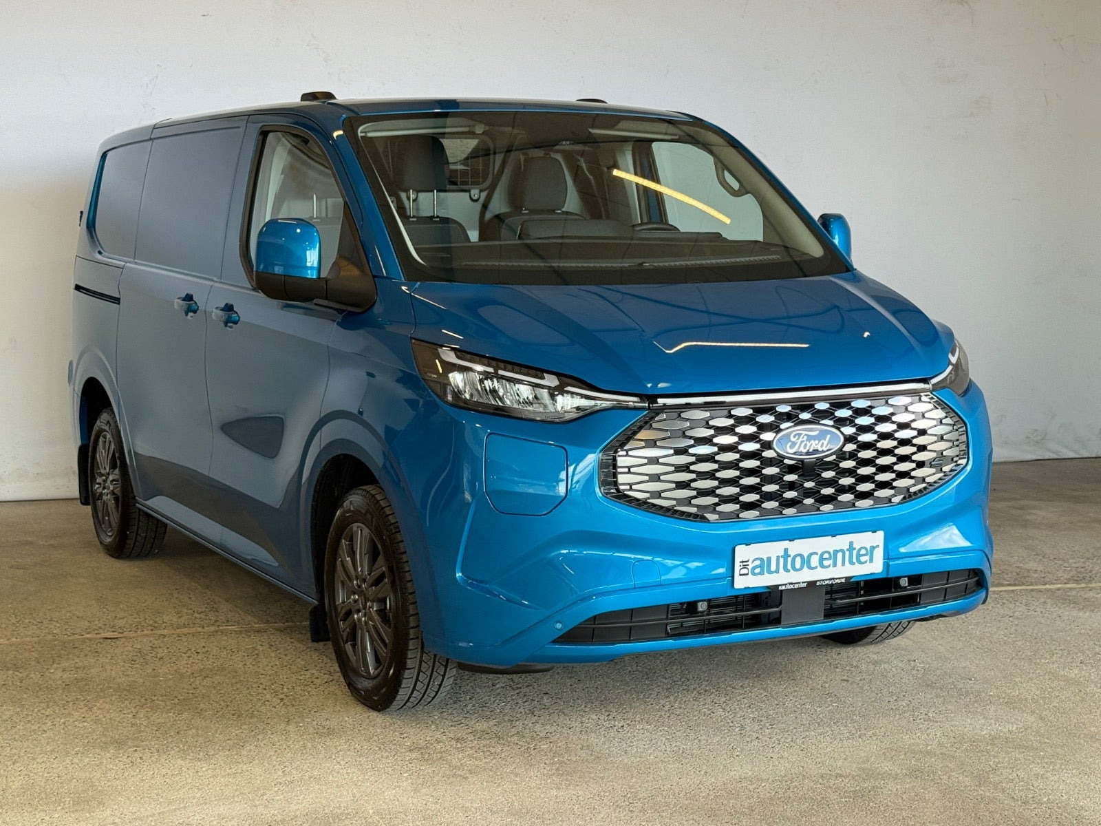 Ford E-Transit Custom 320 L1 64 Limited