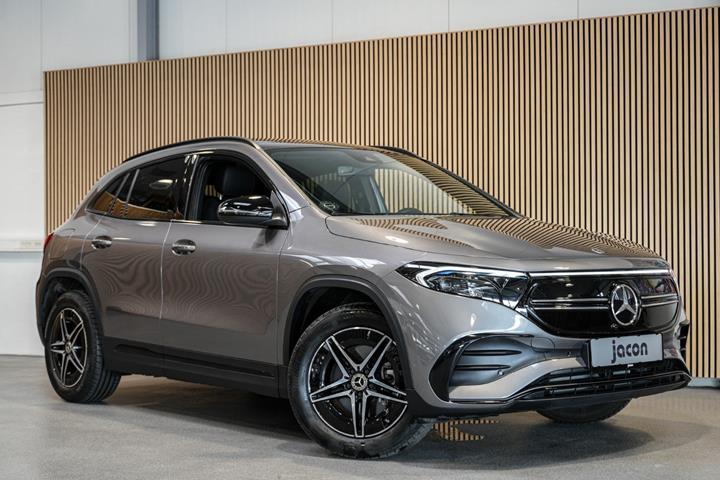 Grå Mercedes EQA250 fra 2023