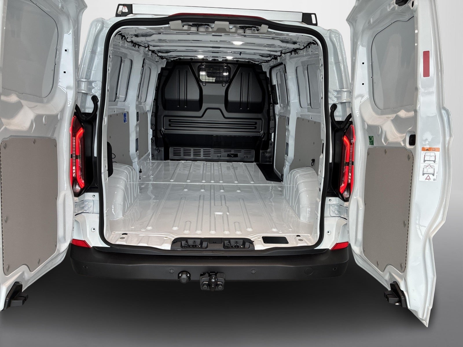 Hvid Ford E-Transit Custom 340 L2 fra 2025