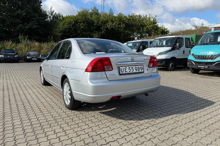 Sølv Honda Civic fra 2001
