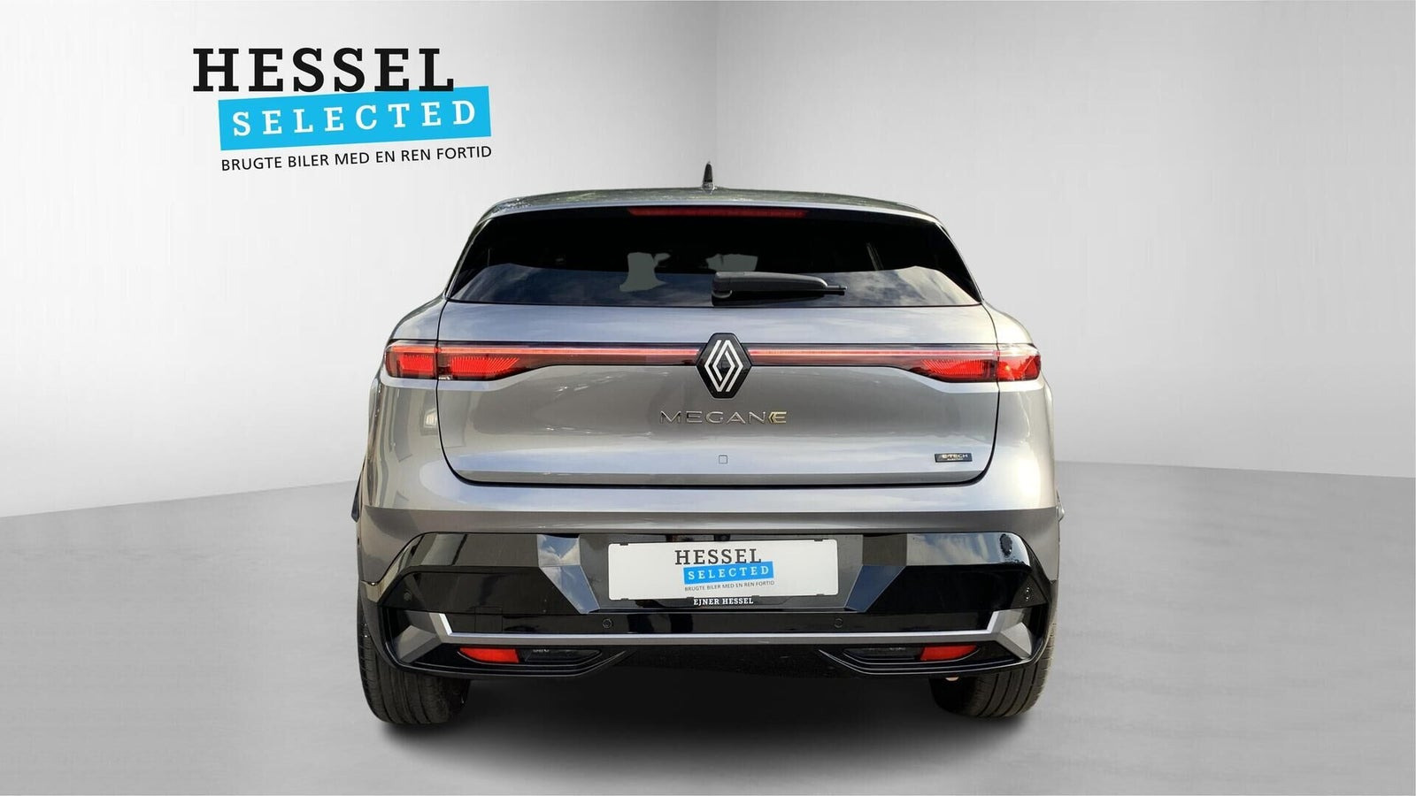 Grå Renault Megane E-Tech fra 2023